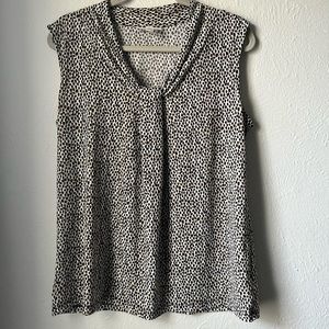 Dana Buchman leopard print sleeveless blouse size large